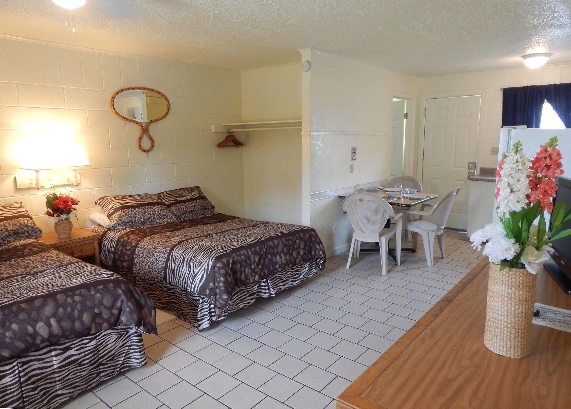 South Beach Inn Beach Motel South Padre Island Kültér fotó